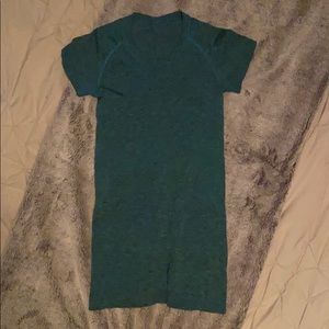 Lululemon swiftly tech short sleeve